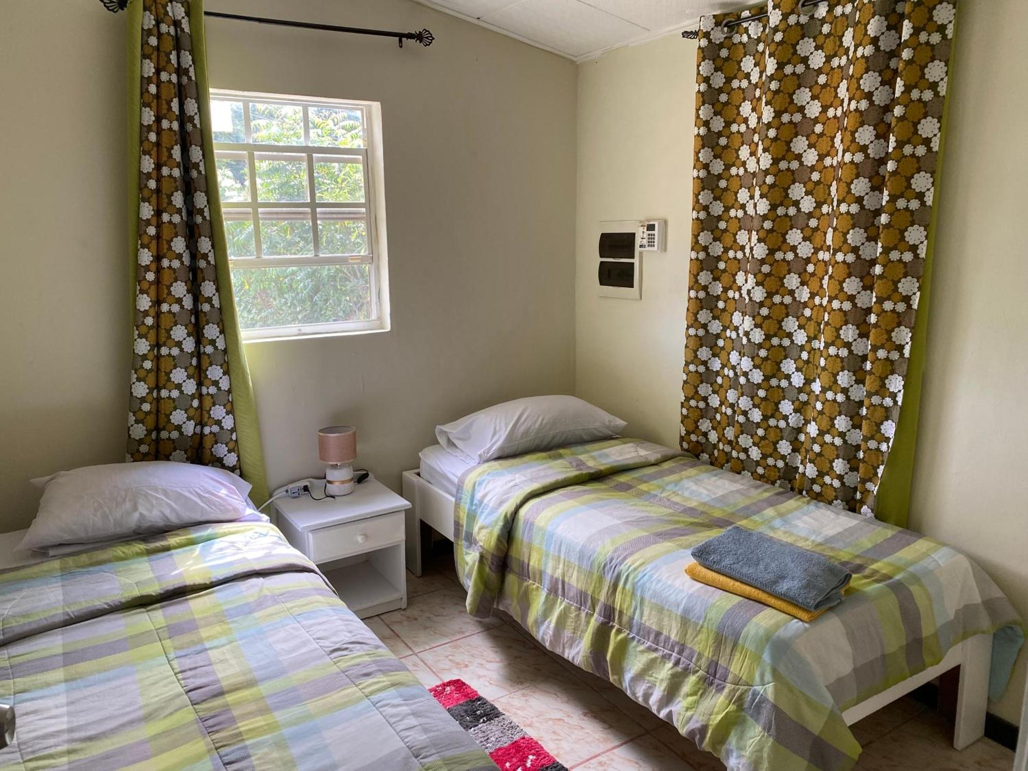 Sucasa Apartment Willemstad Bagian luar foto