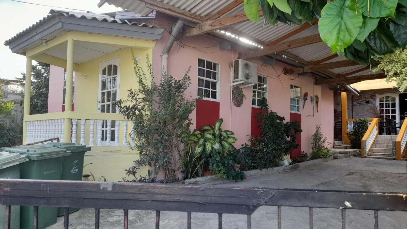 Sucasa Apartment Willemstad Bagian luar foto